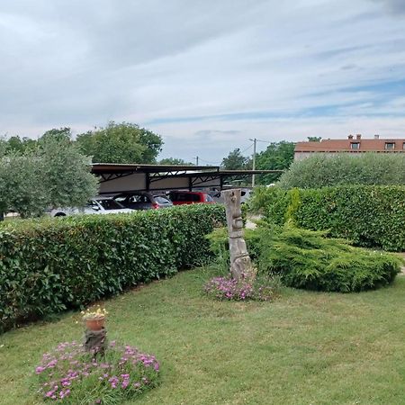 Apartments Villa Adamovic Umag Kültér fotó