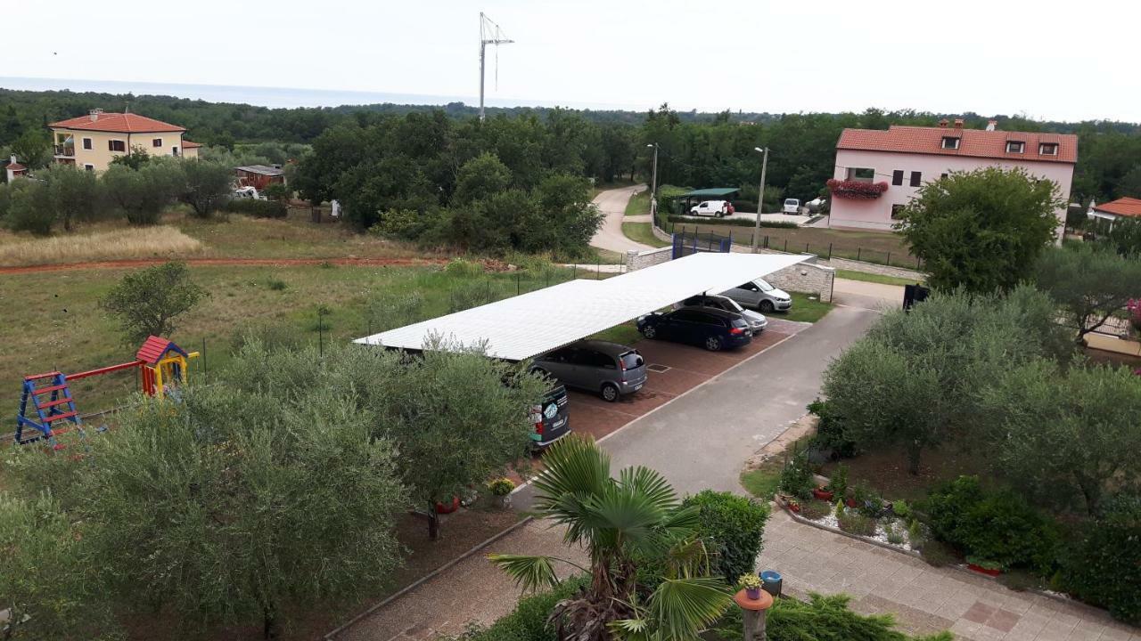Apartments Villa Adamovic Umag Kültér fotó